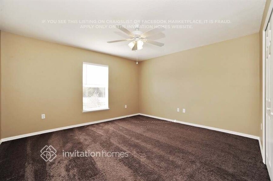 Building Photo - 947 Brenton Leaf Dr