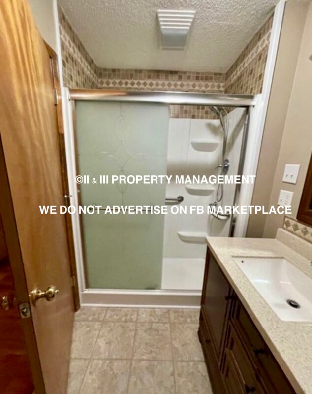 Building Photo - 515 Spring Ave