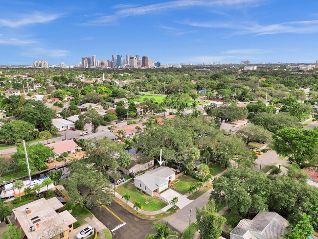 Building Photo - 937 SW 17th St