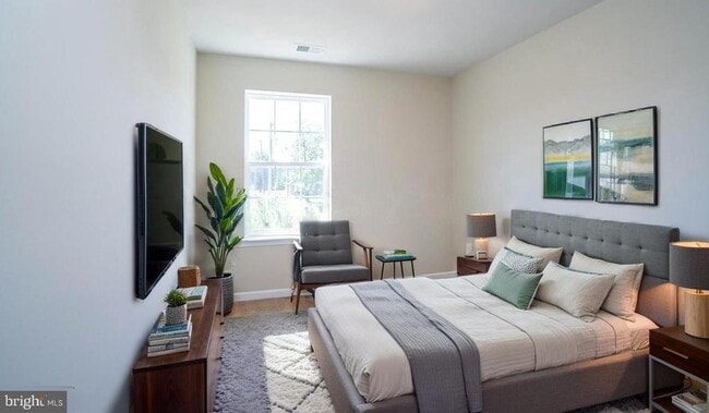 Building Photo - 121 Mazzeo Dr