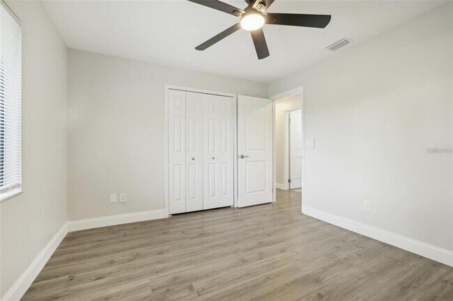 Building Photo - 1052 Manchester Cir