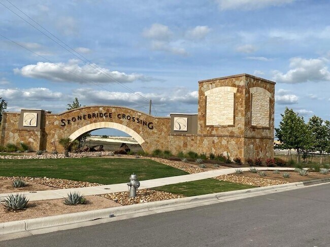 Building Photo - 201 Cres Park Dr