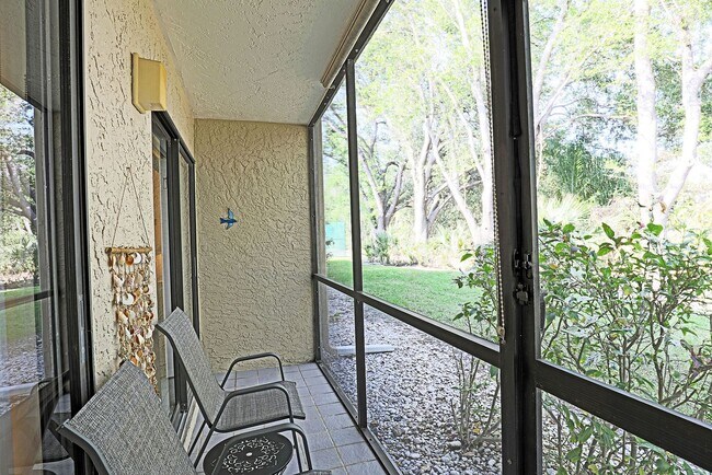 Building Photo - 9627 Eaton Gardens Ln