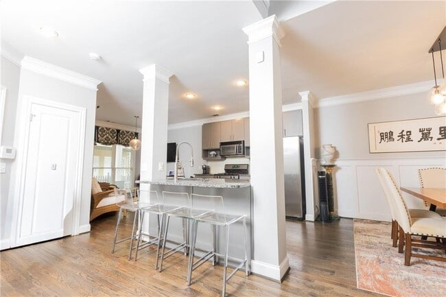 Building Photo - 1705 Barfield Run NW