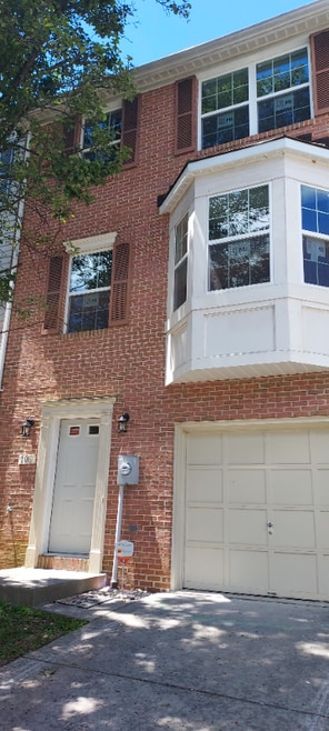 Building Photo - 106 Ridge Ct