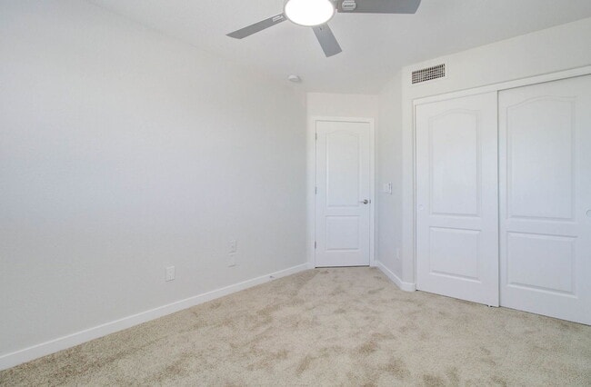 Building Photo - 16745 W Fillmore St