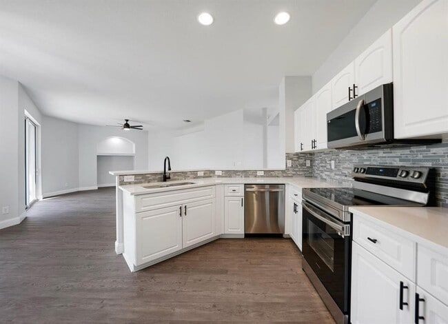 Building Photo - 1647 Squaw Ln