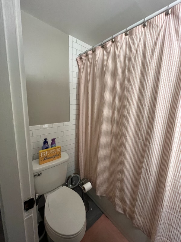 Building Photo - 1862 Beacon St