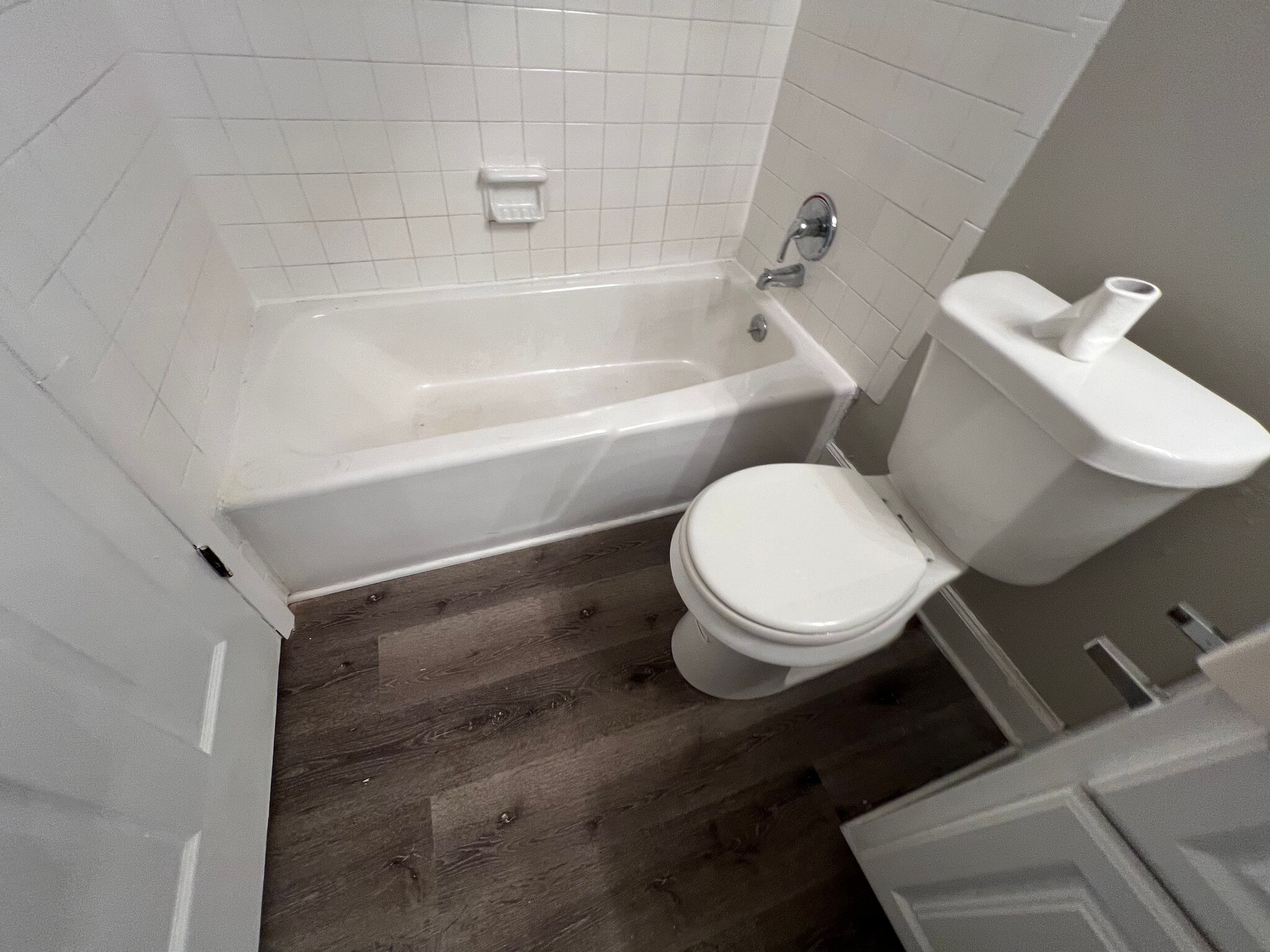 Building Photo - Room in Townhome on Terrace Trail