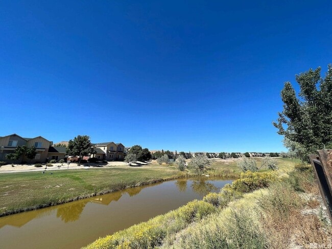 Building Photo - 5555 Sawgrass Ln