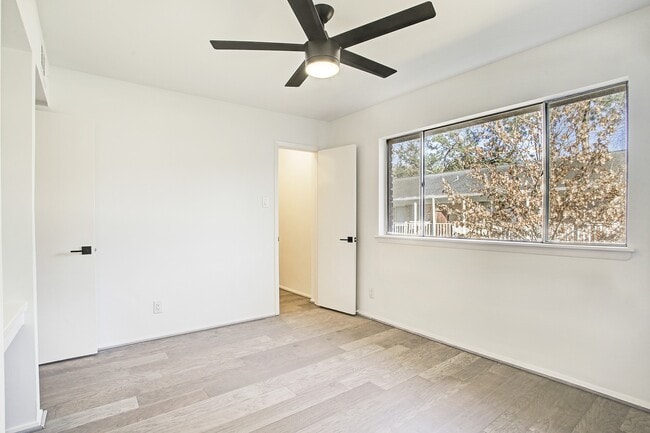 Building Photo - 4040 San Felipe St