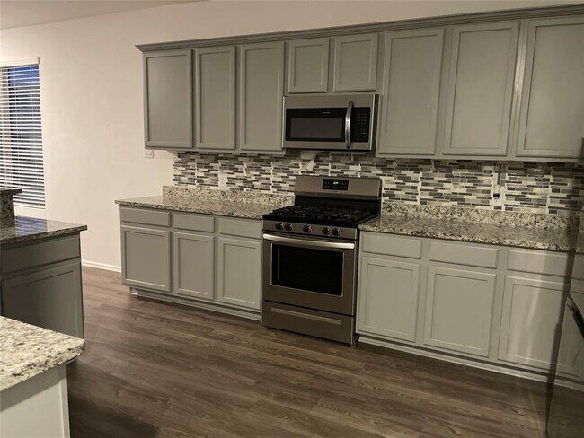 Building Photo - 5007 Dunstable Manor Ln