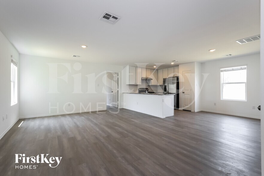 Building Photo - 13726 Haystack Rdg