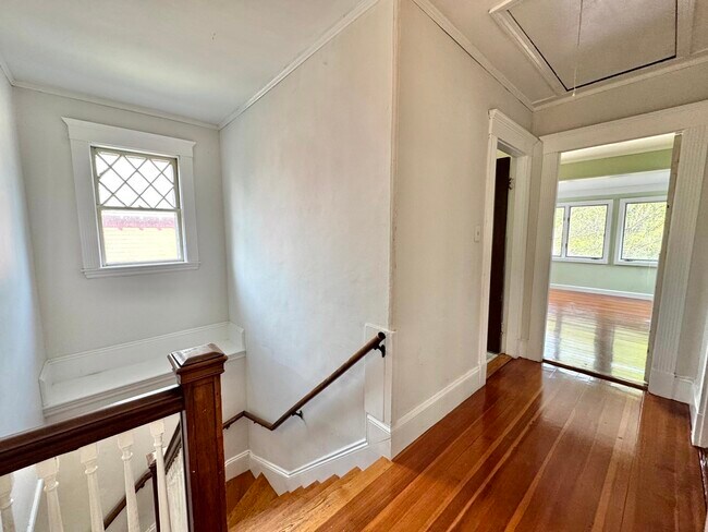 Building Photo - 40 Highland Ave