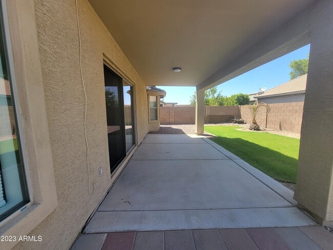 Building Photo - 17470 W Elizabeth Ave