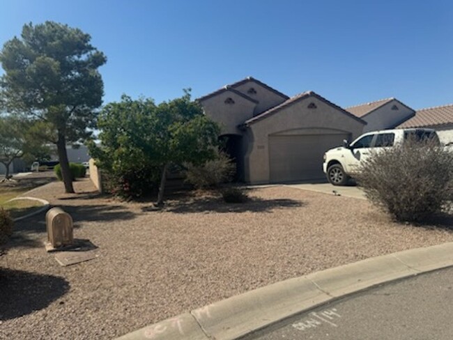 Building Photo - Maricopa 3 bed 2 bath