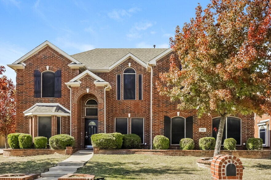 Primary Photo - 301 Cold Water Dr