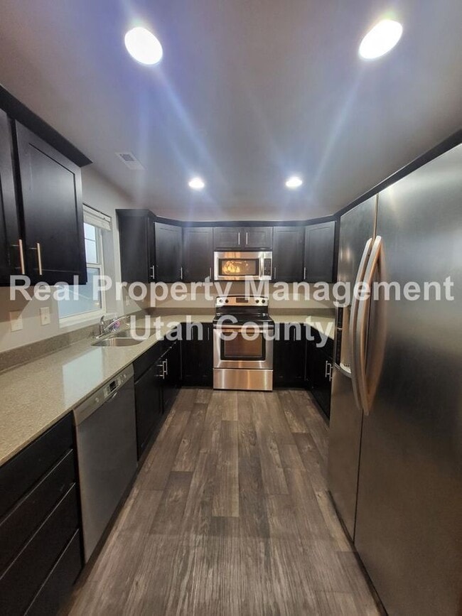 Building Photo - 2487 W 500 S