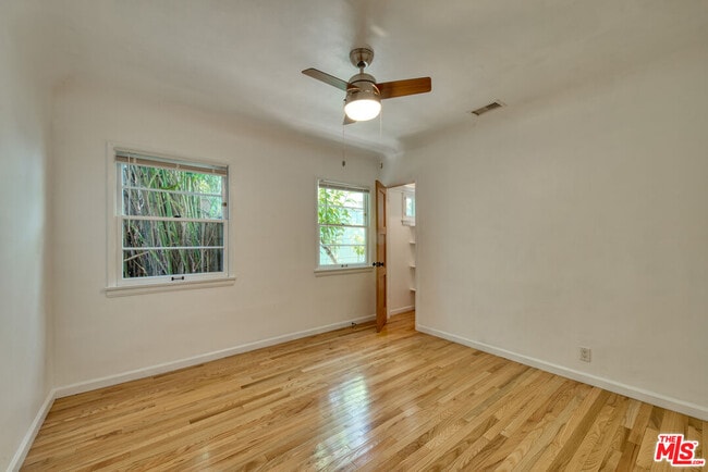 Building Photo - 847 Commonwealth Ave