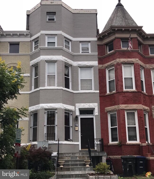 Building Photo - 19 T St NE