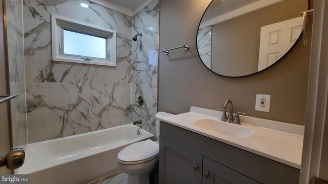 Building Photo - 373 Bowman Rd