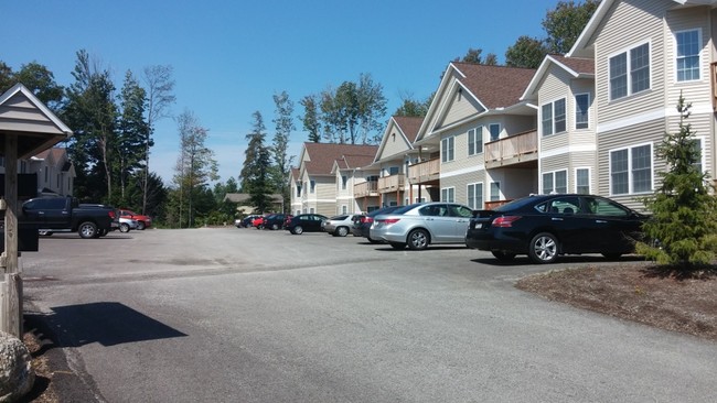 Primary Photo - Pine Valley Apartments