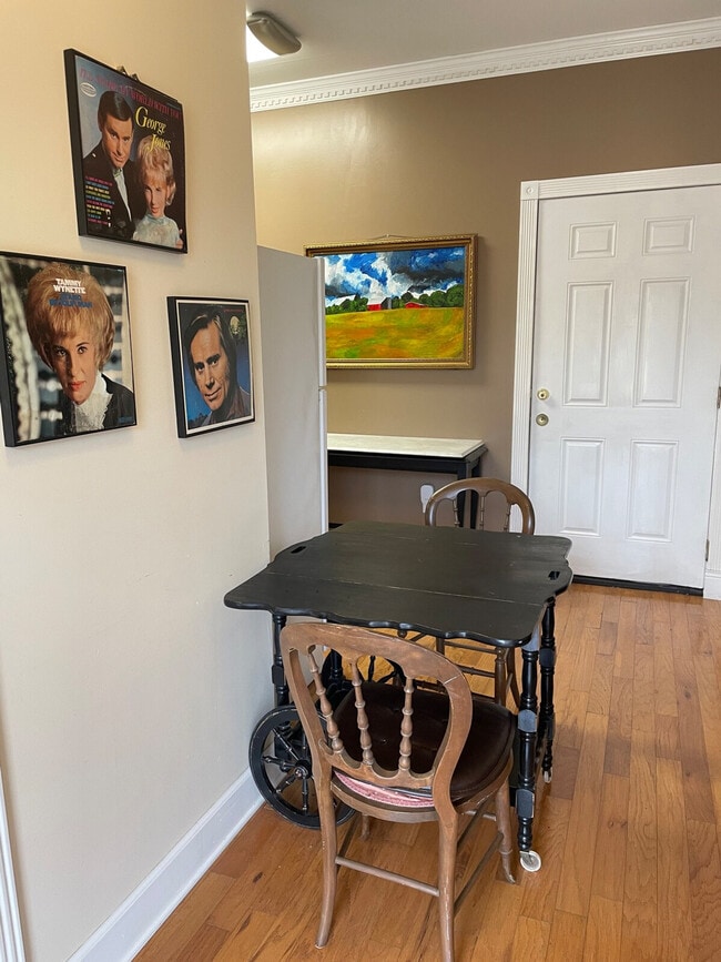 Building Photo - 175 Schools Dr