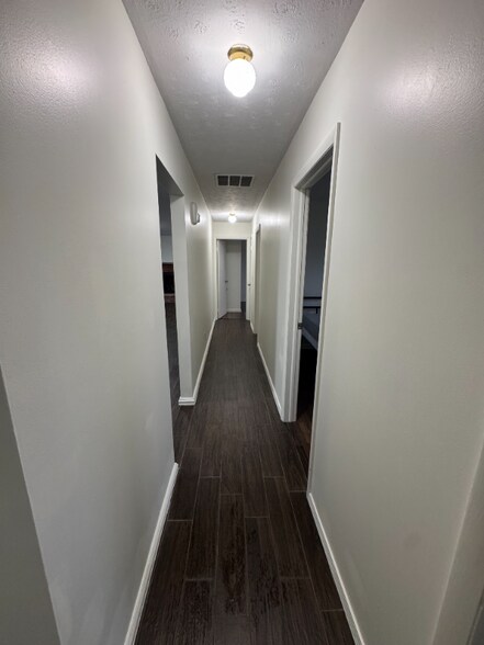 Building Photo - 10031 126th St