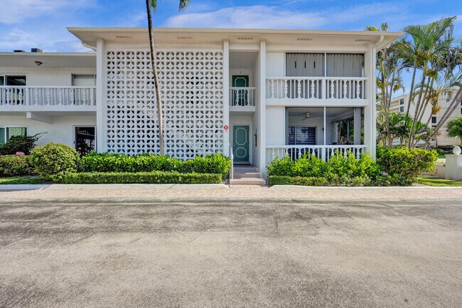Building Photo - 4201 S Ocean Blvd