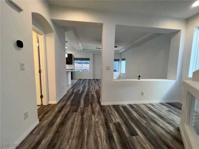 Building Photo - 7075 Jasper Hill Way