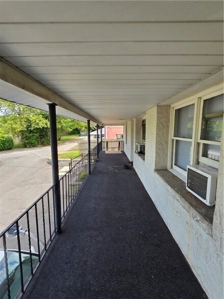 Building Photo - 2604 Brodhead Rd