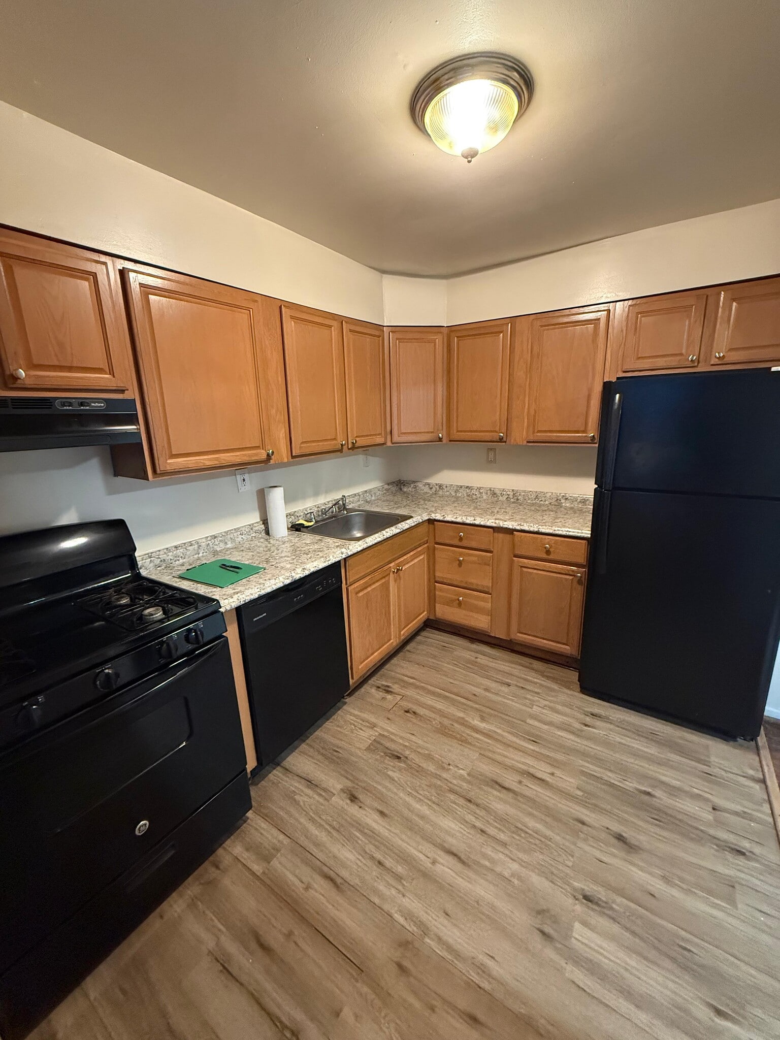 Building Photo - 7301 Calder Dr