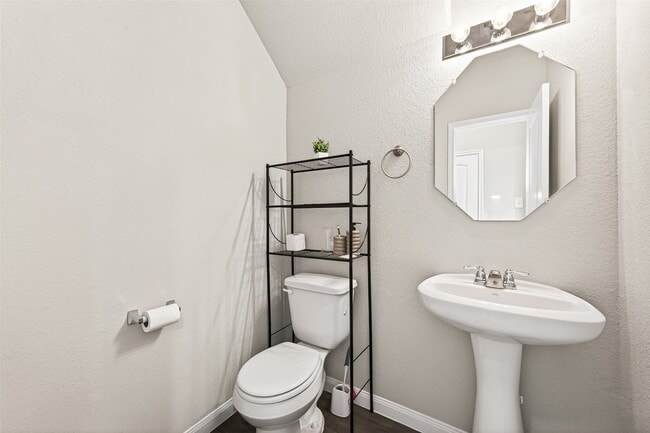 Building Photo - 3815 W Alessano Ln