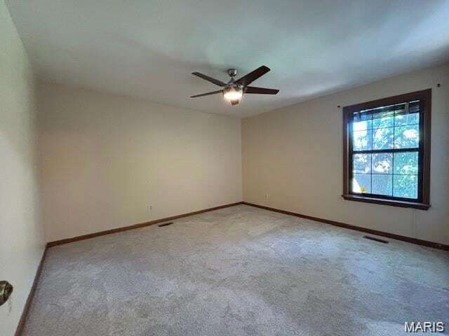 Building Photo - 1599 Paradise Valley Dr