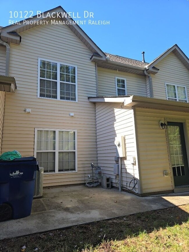 Building Photo - 10122 Blackwell Dr