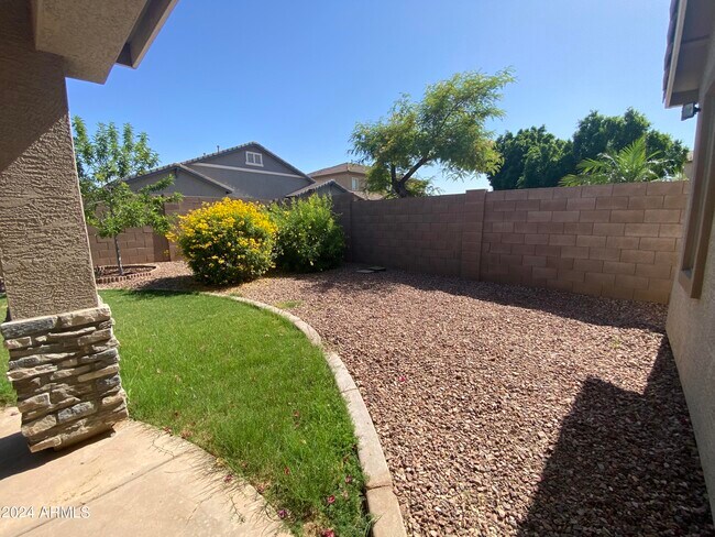 Building Photo - 13510 W Avalon Dr