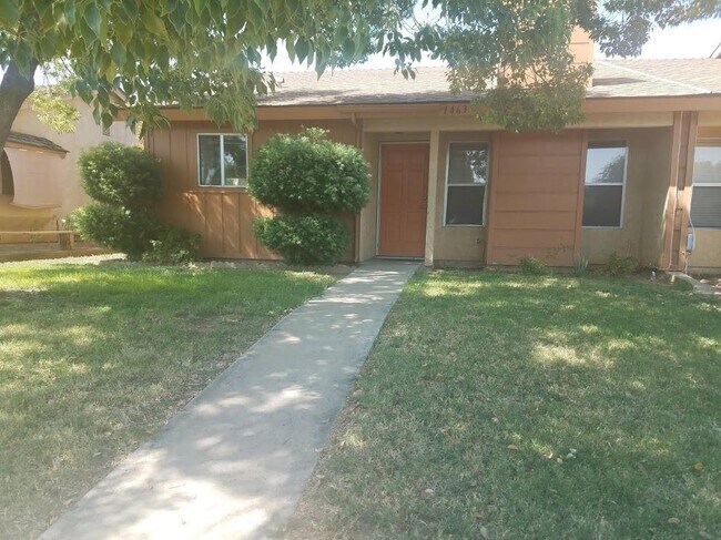 Building Photo - 1463 E Millard Way