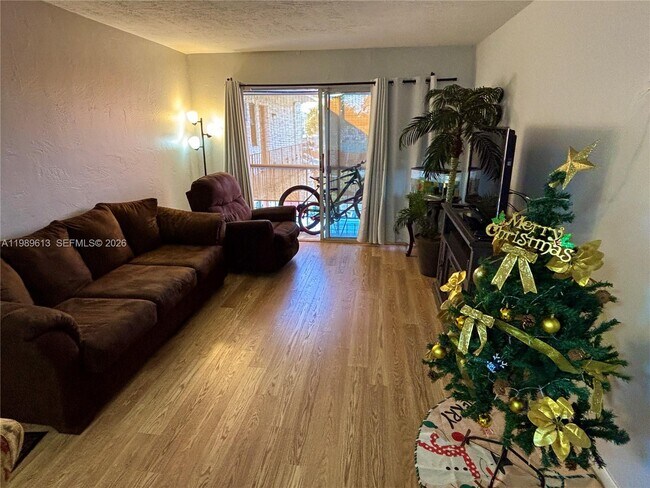 Building Photo - 8701 SW 141st St