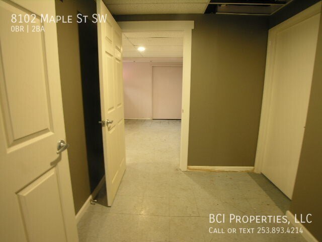 Building Photo - 8102 Maple St SW