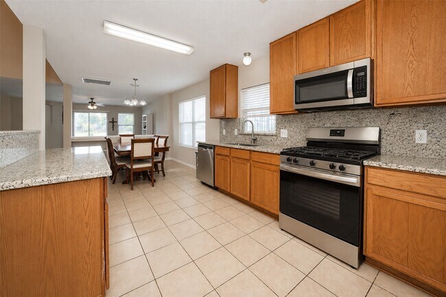Building Photo - 17435 S Summit Canyon Dr