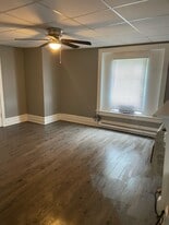 Building Photo - 428 13th St