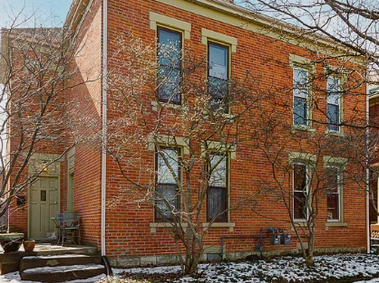 Building Photo - 351 W 3rd Ave