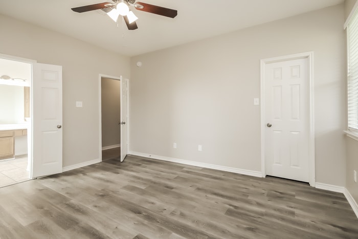 Building Photo - 1026 Riverwood Dr