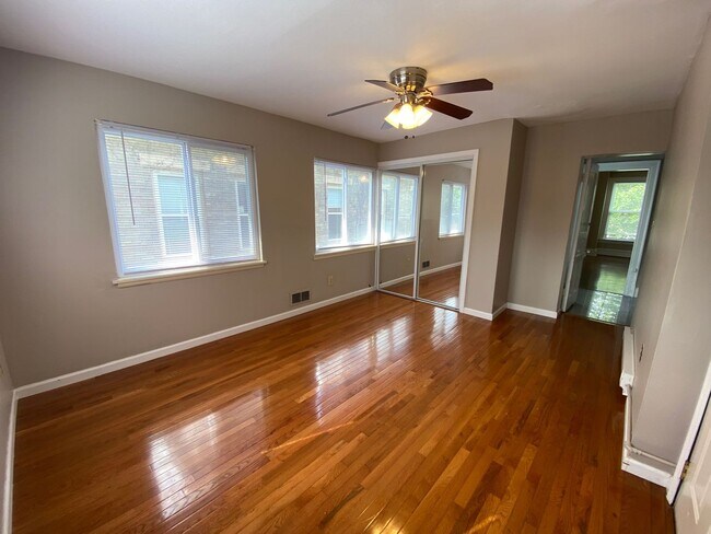 Building Photo - Neil Ave 1462-1464 HHR