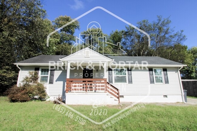 Primary Photo - 1407 Charles Dr NE