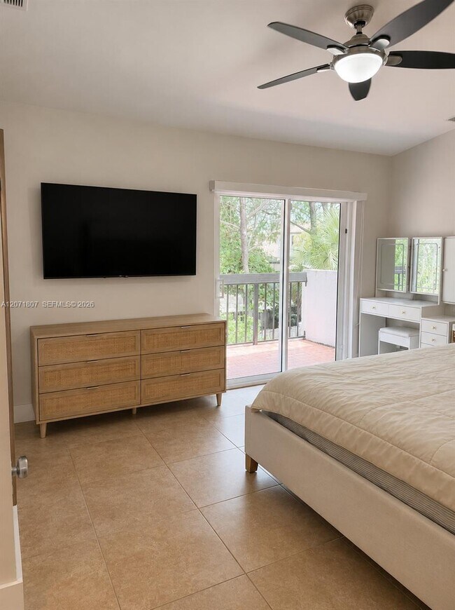 Building Photo - 7483 SW 109th Ave