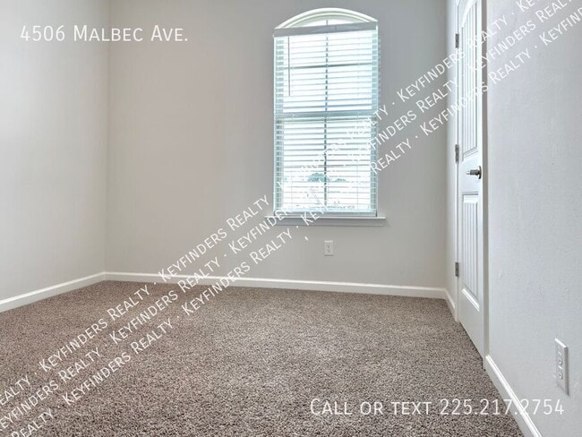 Building Photo - 4506 Malbec Ave