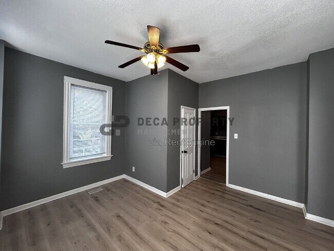 Building Photo - 1555 Salerno Dr