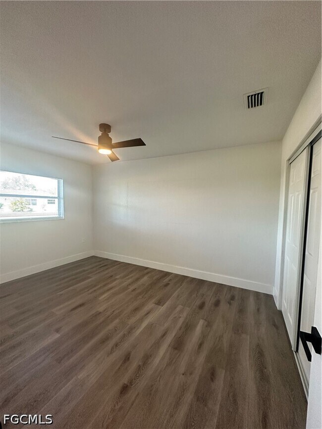 Building Photo - 1675 Temple Terrace
