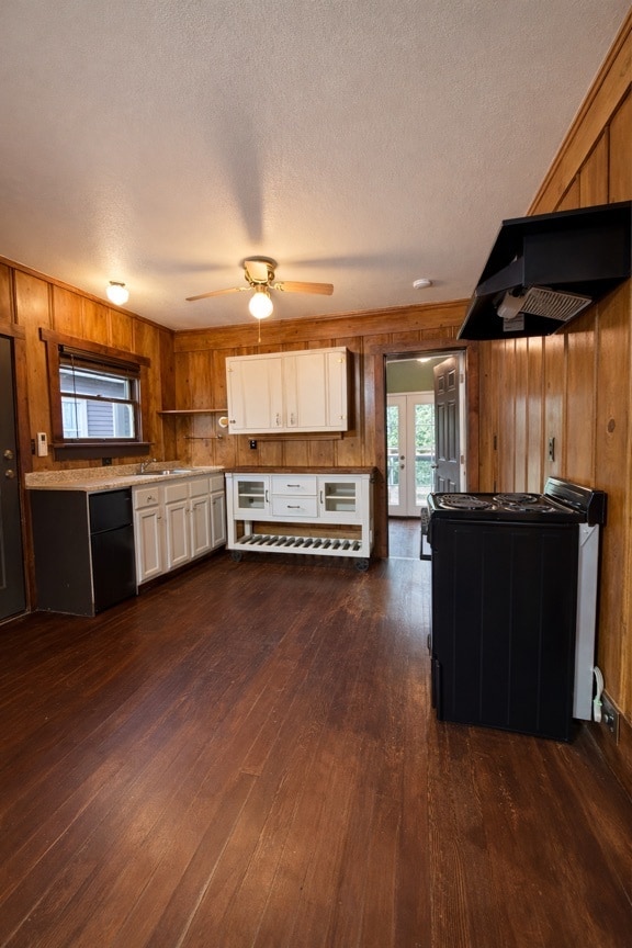 Building Photo - 14739 River Trail